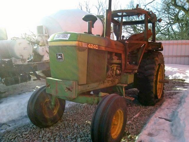 N0V1NPLATE4419 - 1981 JOHN DEERE TRACTOR GREEN photo 2