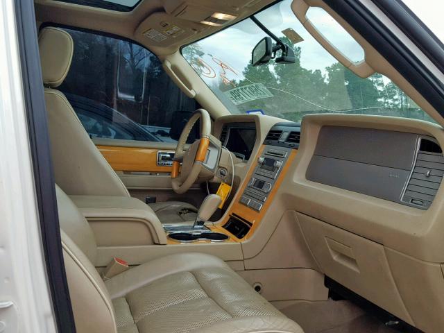 5LMFL27527LJ13108 - 2007 LINCOLN NAVIGATOR 奶油色 照片 5