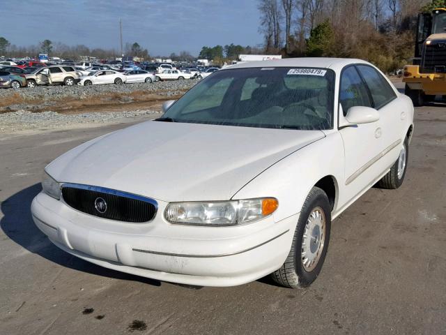 2G4WS52J831172319 - 2003 BUICK CENTURY CU WHITE photo 2