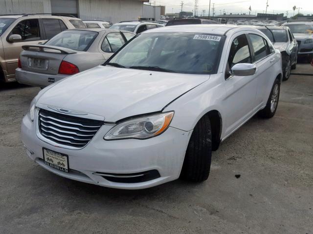 1C3CCBAB5CN105824 - 2012 CHRYSLER 200 LX WHITE photo 2