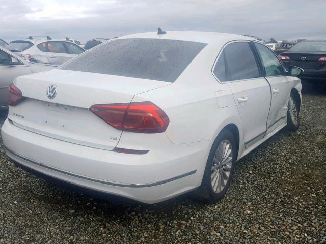 1VWBT7A37HC009951 - 2017 VOLKSWAGEN PASSAT SE WHITE photo 4