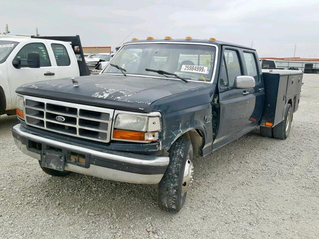 1FTJW35F9SEA70524 - 1995 FORD F350 GREEN photo 2