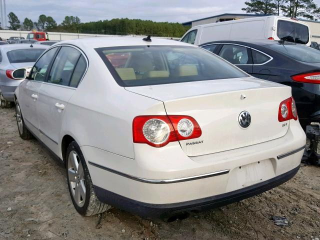 WVWJK73C59E026395 - 2009 VOLKSWAGEN PASSAT TUR WHITE photo 3