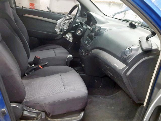 KL1TD56E59B341565 - 2009 CHEVROLET AVEO LS BLUE photo 5