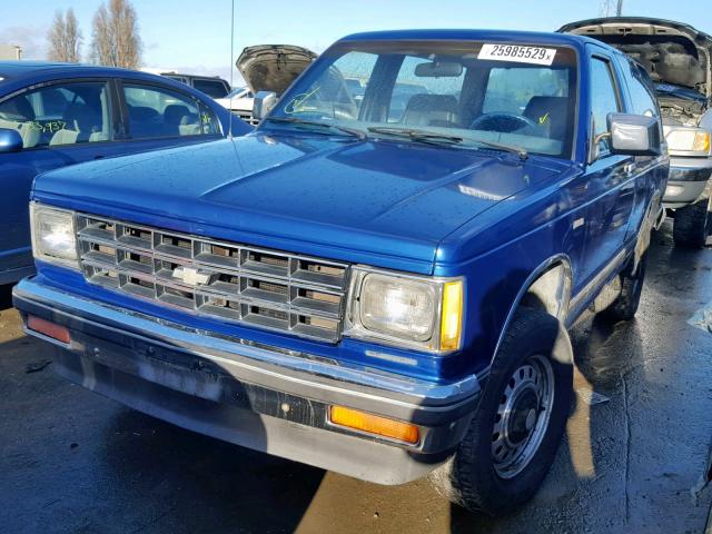 1G8CT18B4F8277240 - 1985 CHEVROLET BLAZER S10 BLUE photo 2