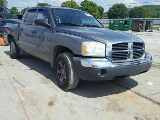 1D7HE48N75S294042 - 2005 DODGE DAKOTA QUA GRAY photo 1