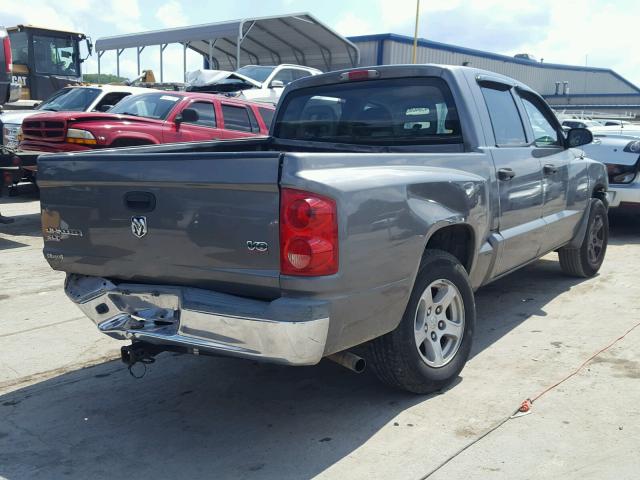 1D7HE48N75S294042 - 2005 DODGE DAKOTA QUA GRAY photo 4