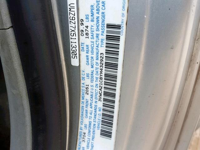3VWCA21C8YM432923 - 2000 VOLKSWAGEN NEW BEETLE Gümüş foto 10