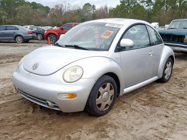 3VWCA21C8YM432923 - 2000 VOLKSWAGEN NEW BEETLE Gümüş foto 2