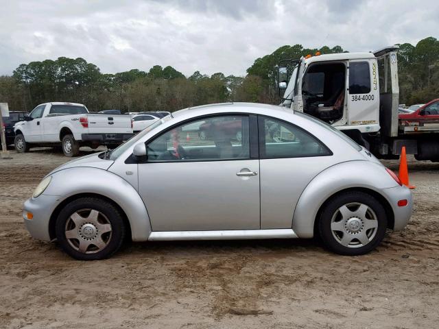 3VWCA21C8YM432923 - 2000 VOLKSWAGEN NEW BEETLE Gümüş foto 9