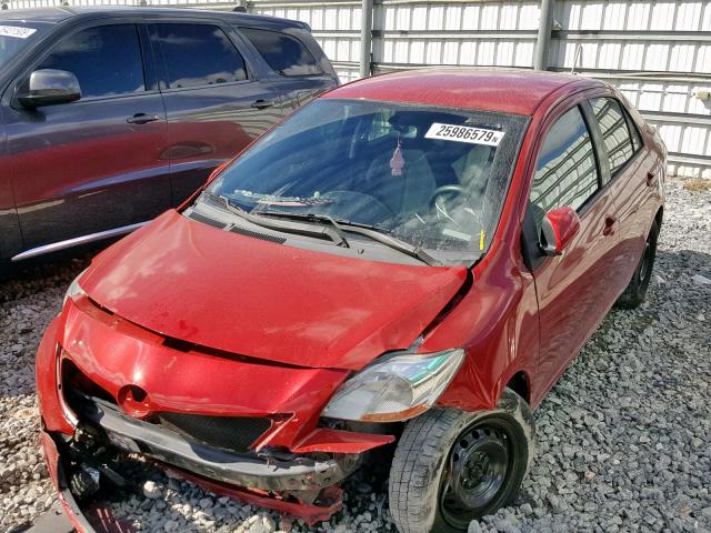 JTDBT923071051420 - 2007 TOYOTA YARIS RED photo 2