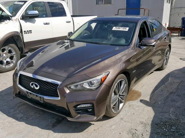 JN1AV7AP9EM690683 - 2014 INFINITI Q50 HYBRID BROWN photo 2