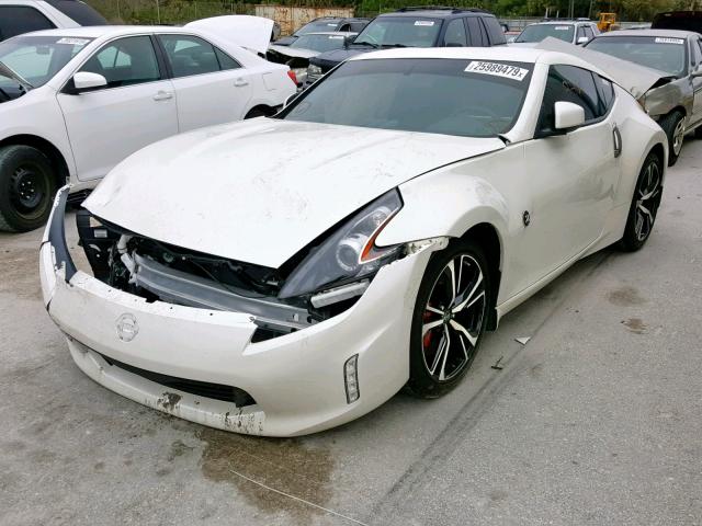 JN1AZ4EH6JM571232 - 2018 NISSAN 370Z BASE WHITE photo 2