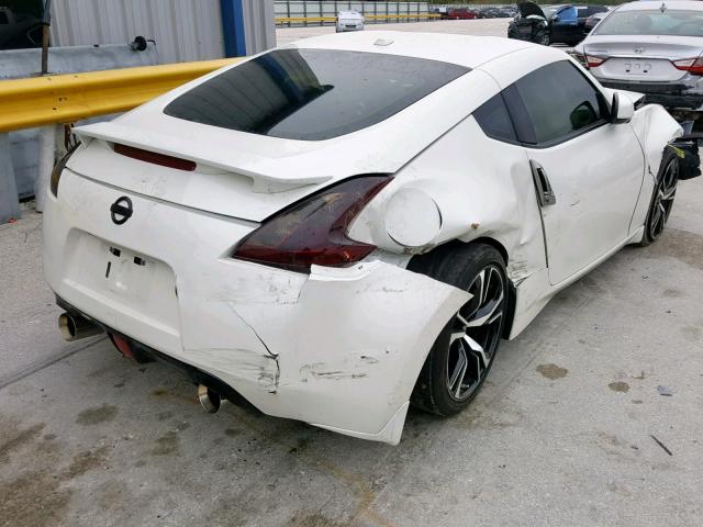 JN1AZ4EH6JM571232 - 2018 NISSAN 370Z BASE WHITE photo 4