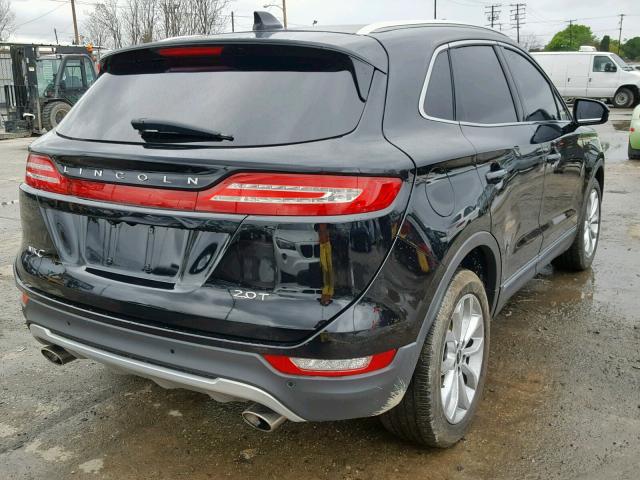 5LMCJ2C98HUL14282 - 2017 LINCOLN MKC SELECT BLACK photo 4