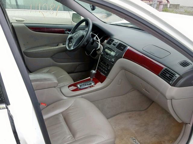 JTHBF30GX25008908 - 2002 LEXUS ES 300 WHITE photo 5