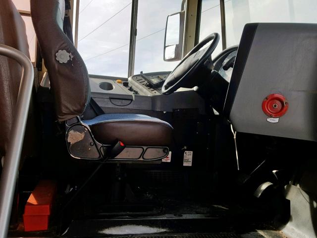 4DRBUAFN25B975659 - 2005 IC CORPORATION 3000 黄色 照片 5