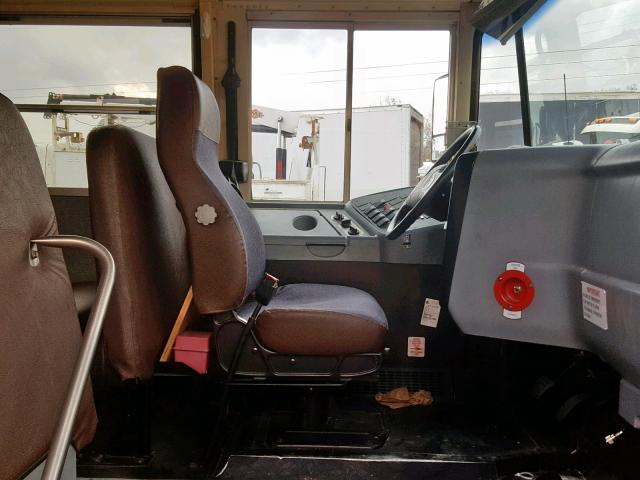 4DRBUAFN66B206860 - 2006 IC CORPORATION 3000 黄色 照片 5