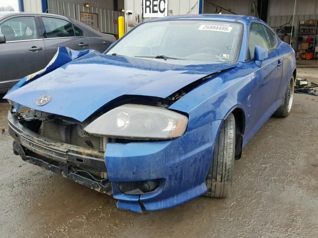 KMHHM65D05U161790 - 2005 HYUNDAI TIBURON BLUE photo 2