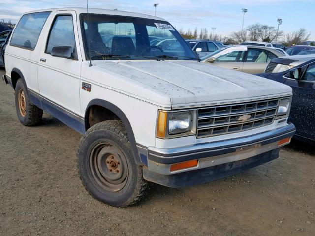 1GNCT18R0H8136839 - 1987 CHEVROLET BLAZER S10 WHITE photo 1