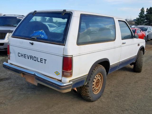 1GNCT18R0H8136839 - 1987 CHEVROLET BLAZER S10 WHITE photo 4