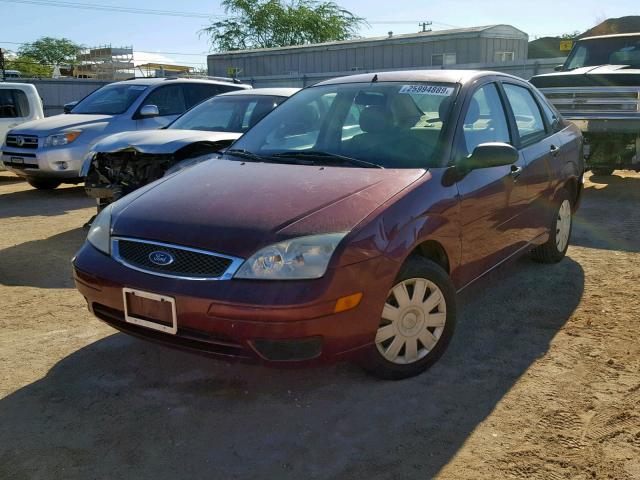 1FAFP34N16W136128 - 2006 FORD FOCUS ZX4 RED photo 2