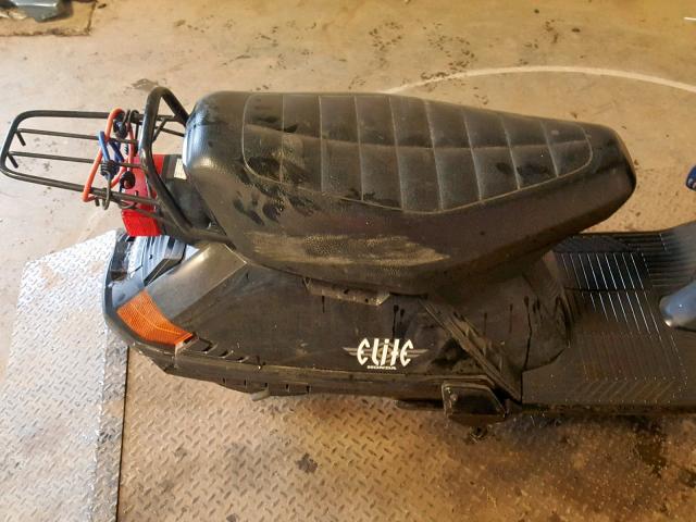 3H1HF030XVD200686 - 1997 HONDA CH80 BLACK photo 6