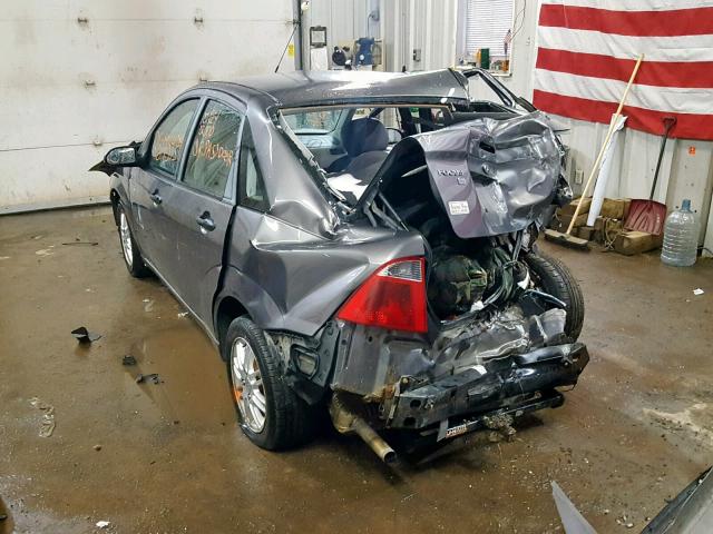 1FAHP34NX7W255791 - 2007 FORD FOCUS ZX4 GRAY photo 3