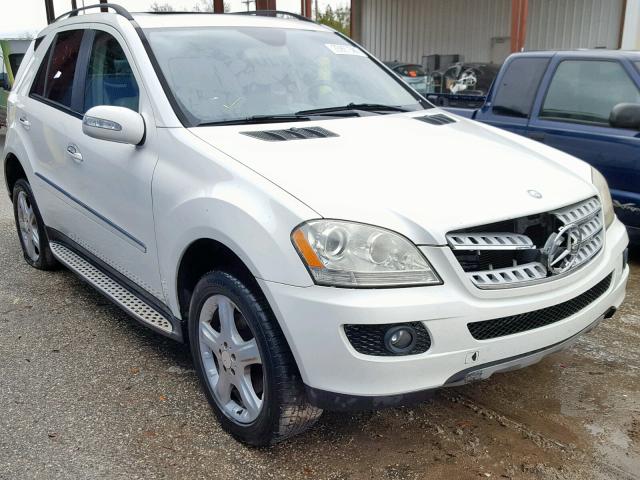 4JGBB86E08A397389 - 2008 MERCEDES-BENZ ML 350 WHITE photo 1