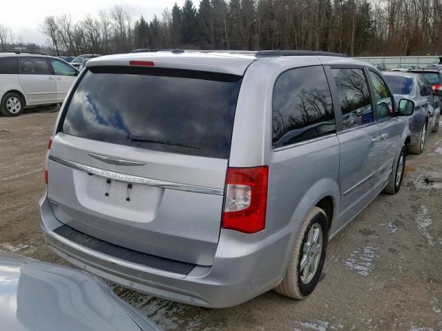 2A4RR5DG4BR664709 - 2011 CHRYSLER TOWN & COU SILVER photo 4