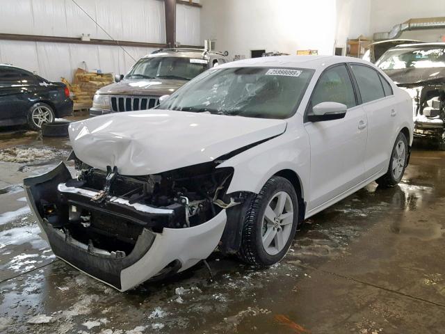 3VWDL7AJ5DM313957 - 2013 VOLKSWAGEN JETTA TDI WHITE photo 2