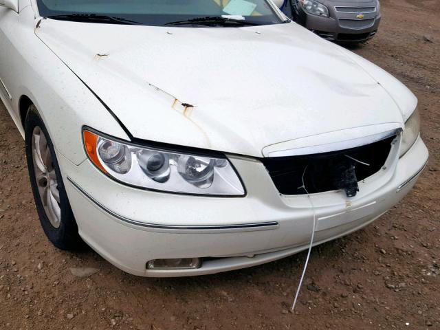 KMHFC46F16A088429 - 2006 HYUNDAI AZERA SE WHITE photo 9