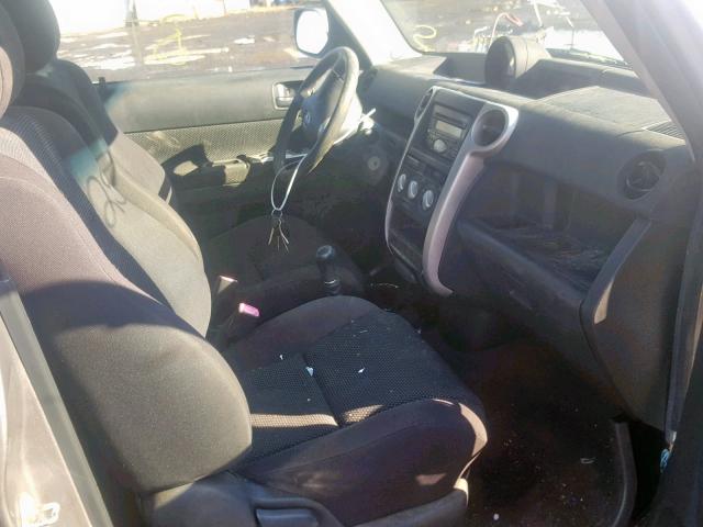 JTLKT334054007339 - 2005 TOYOTA SCION XB 灰色 照片 5