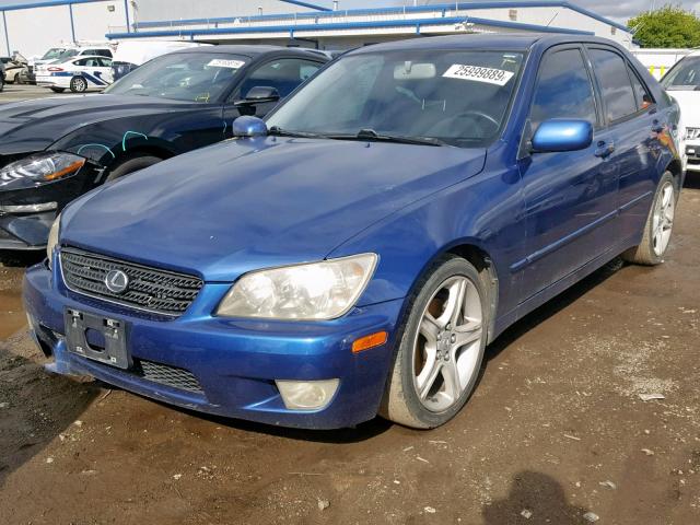 JTHBD192820047849 - 2002 LEXUS IS 300 BLUE photo 2