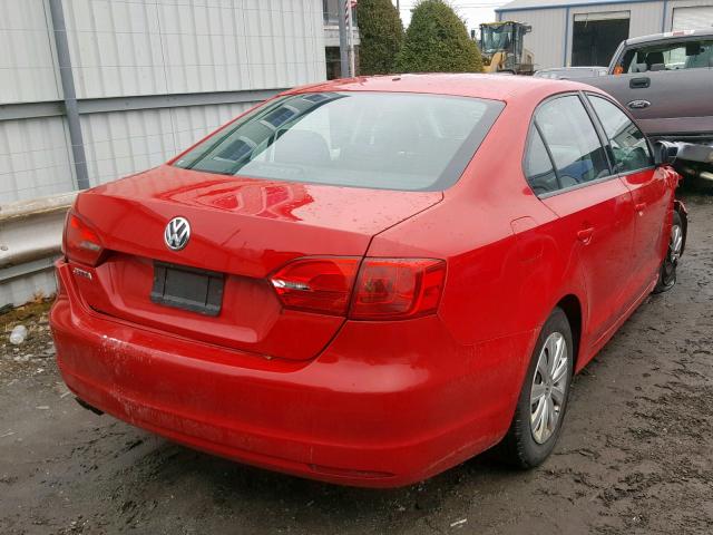 3VW2K7AJXEM358856 - 2014 VOLKSWAGEN JETTA BASE RED photo 4