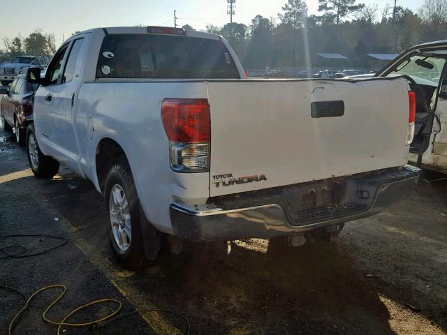 5TFRM5F12DX058178 - 2013 TOYOTA TUNDRA DOU WHITE photo 3