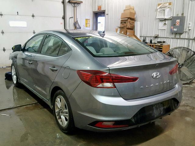 KMHD84LF6KU745294 - 2019 HYUNDAI ELANTRA SE GRAY photo 3