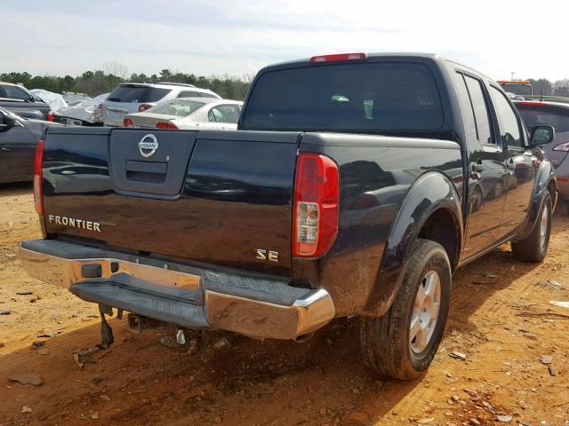 1N6AD07U26C464512 - 2006 NISSAN FRONTIER C BLACK photo 4