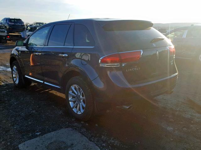 2LMDJ8JK1DBL36757 - 2013 LINCOLN MKX BLACK photo 3