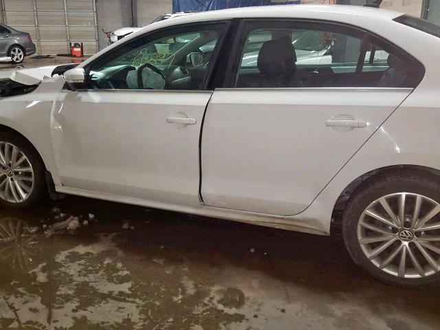 3VWLZ7AJ2BM380801 - 2011 VOLKSWAGEN JETTA SEL WHITE photo 9