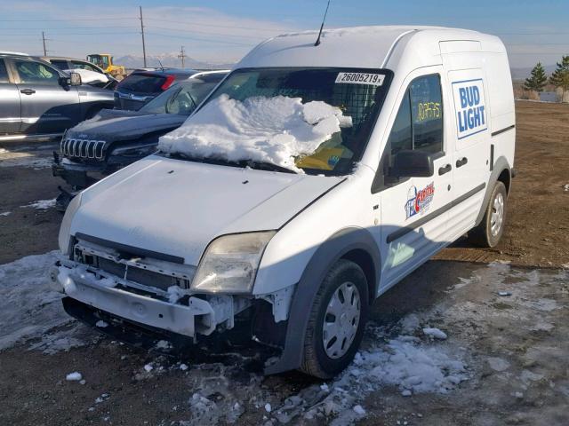 NM0LS7DN3AT009133 - 2010 FORD TRANSIT CO WHITE photo 2