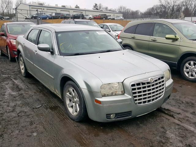 2C3KA53G26H258136 - 2006 CHRYSLER 300 TOURIN SILVER photo 1