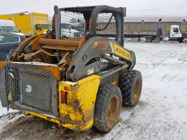 JAF0L218JDM476092 - 2015 NEWH SKIDSTEER YELLOW photo 4