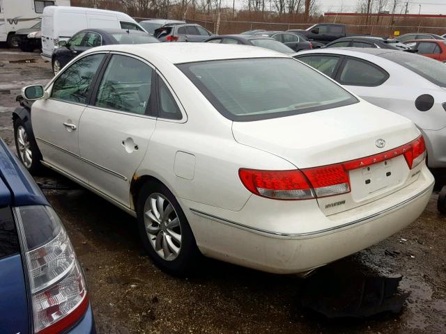 KMHFC46F57A171475 - 2007 HYUNDAI AZERA SE WHITE photo 3