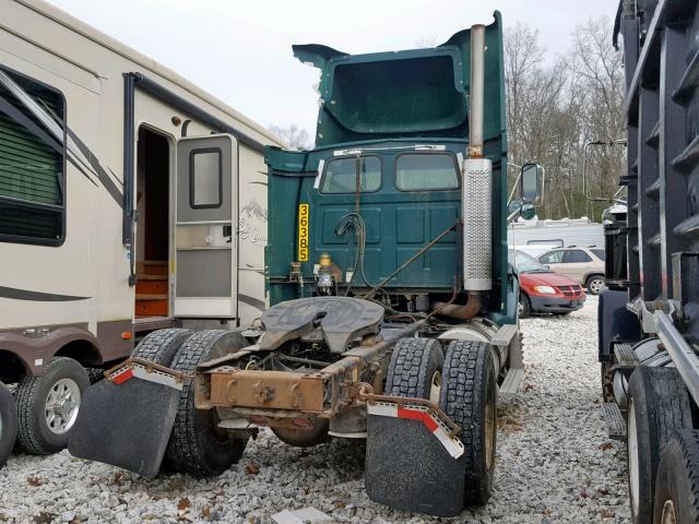 2FWBA2CV77AW98209 - 2007 STERLING TRUCK A 9500 WHITE photo 4