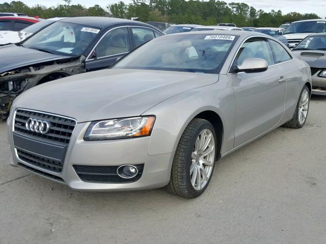 WAULFAFR9BA021382 - 2011 AUDI A5 PREMIUM SILVER photo 2