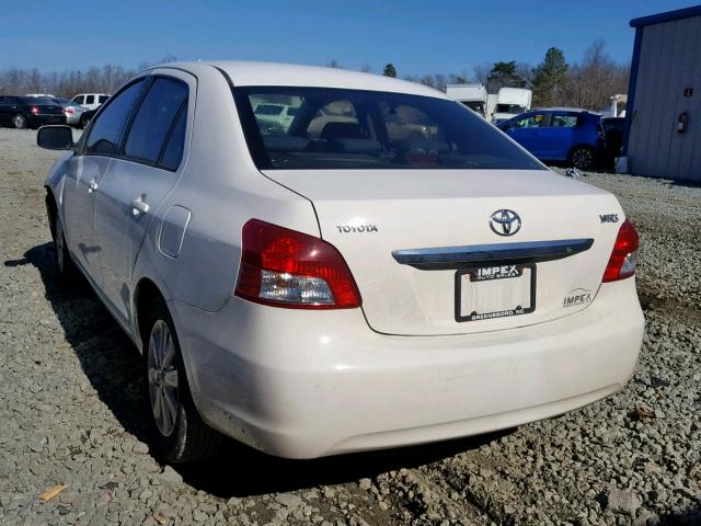 JTDBT903294051861 - 2009 TOYOTA YARIS WHITE photo 3