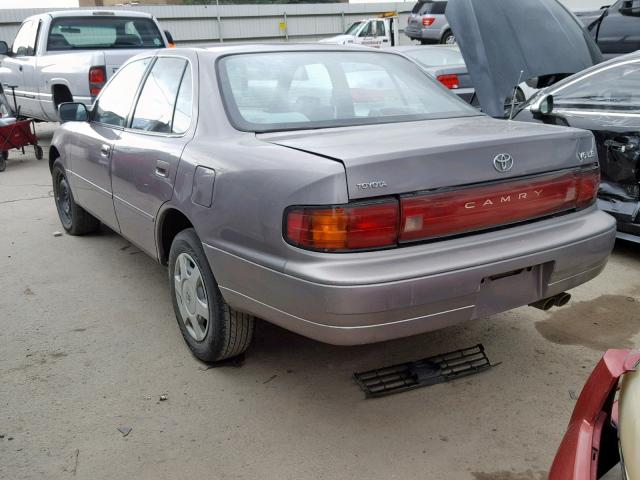 4T1VK12E5PU103363 - 1993 TOYOTA CAMRY LE GRAY photo 3