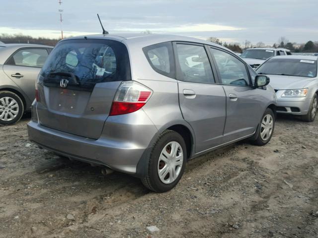 JHMGE8H29AS011801 - 2010 HONDA FIT SILVER photo 4