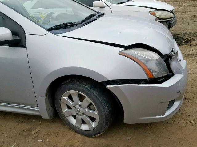 3N1AB6AP5AL630651 - 2010 NISSAN SENTRA 2.0 SILVER photo 9